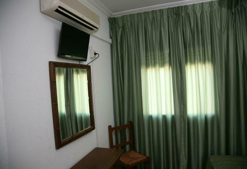 Номер Стандарт, Hostal Santa Barbara