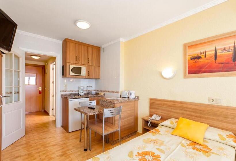 استودیوی استاندارد با چشم‌انداز دریا, Apartamentos Stella Maris