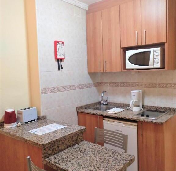 استودیوی استاندارد با چشم‌انداز دریا, Apartamentos Stella Maris