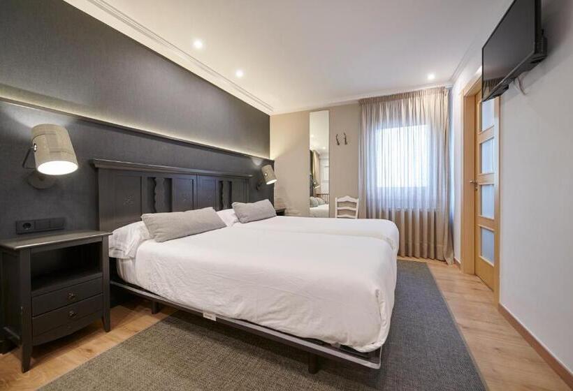 Номер Стандарт, Hostal Lola
