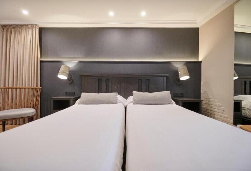 스탠다드 룸, Hostal Lola