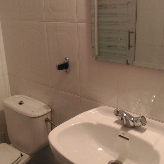 اتاق استاندارد, Hostal Palacios Fuencarral