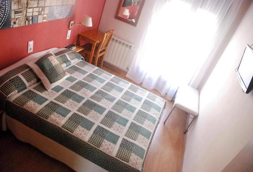 Номер Стандарт, Hostal Delgado