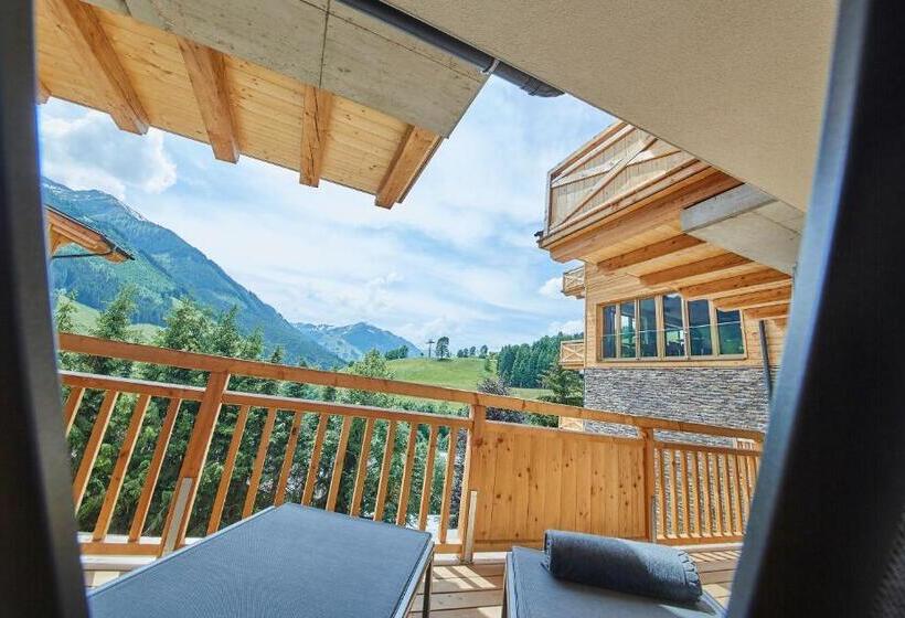 Номер Стандарт с Балконом, Alpenparks Hotel & Apartment Sonnleiten