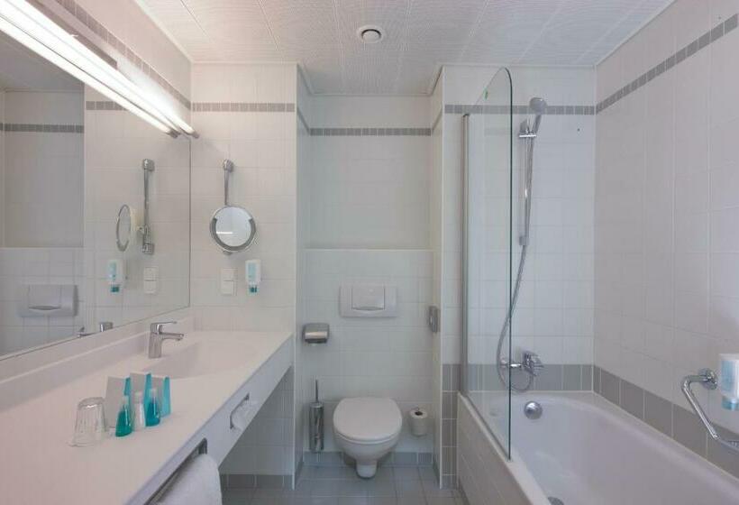 اتاق کلاسیک سه تخته, Austria Trend Hotel Europa Salzburg