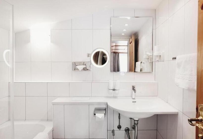 Номер Стандарт, Burg Hotel Oberlech