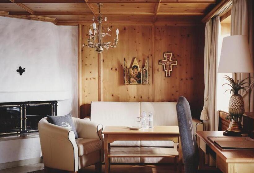 デラックスルーム, Burg Hotel Oberlech