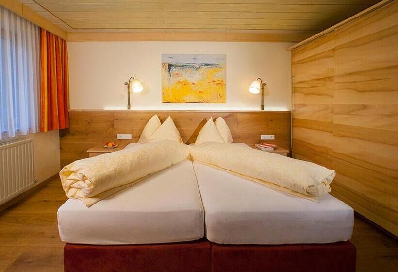 Апартаменты 2 Спальни, Alpenhof