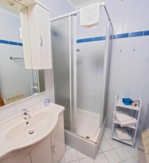 اتاق استاندارد با تراس, Seehotel Princes