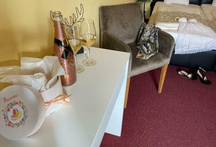 标准间, Waldhotel Seefeld