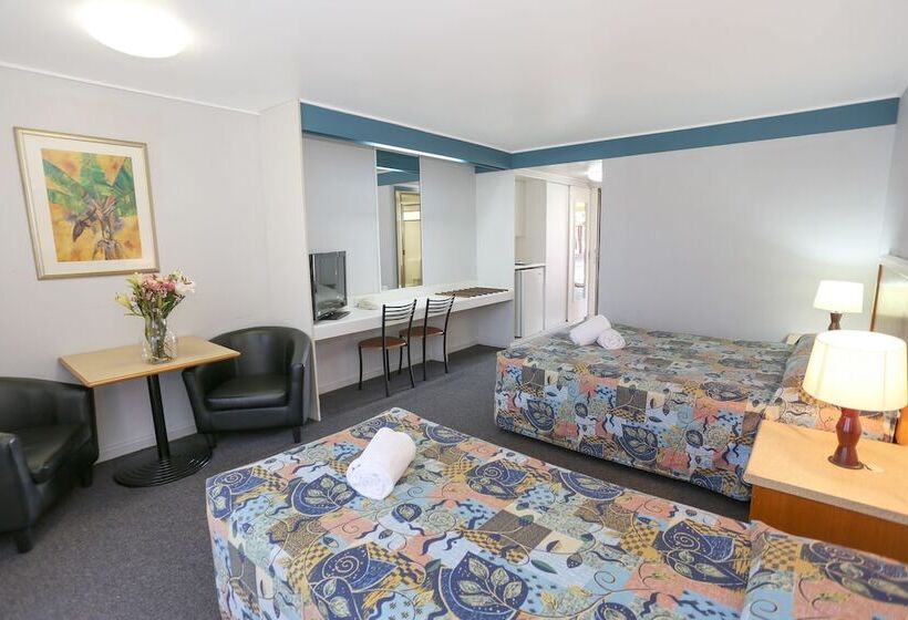 Номер Стандарт, Reef Resort Motel