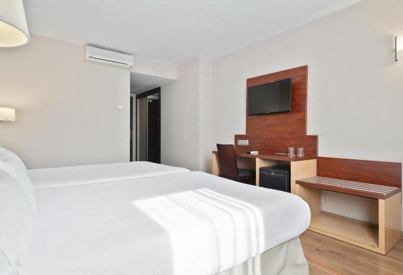 اتاق اینتریور یک تخته, Best Andorra Center