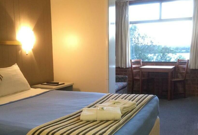 패밀리 스위트, Riverview Motor Inn