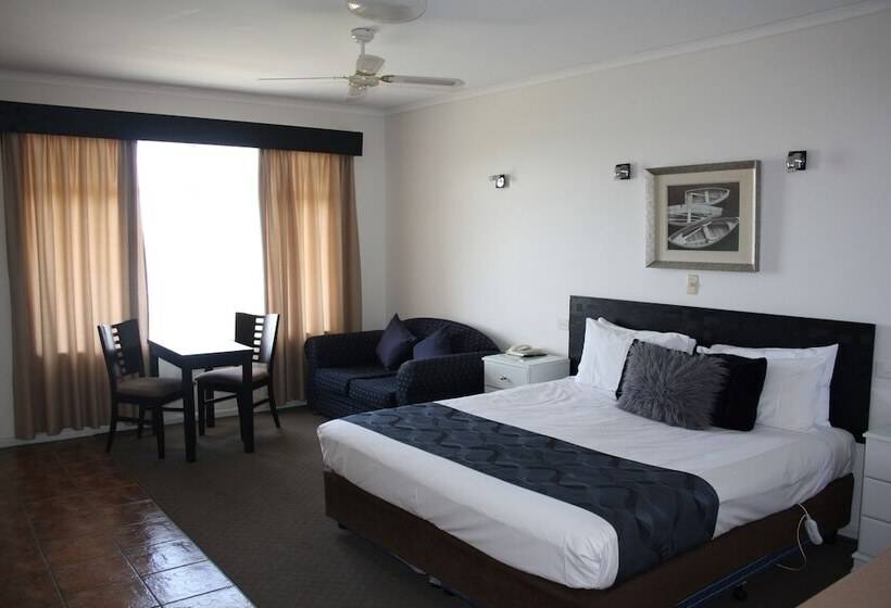 이그제큐티브 룸, Lakeview Motel And Apartments