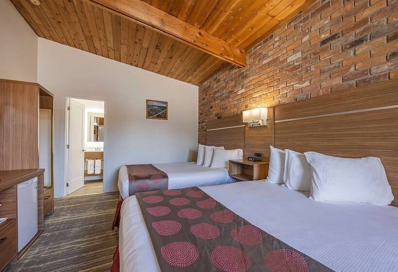 Номер Стандарт 2 Двуспальные Кровати, Ramada By Wyndham Gananoque Provincial Inn