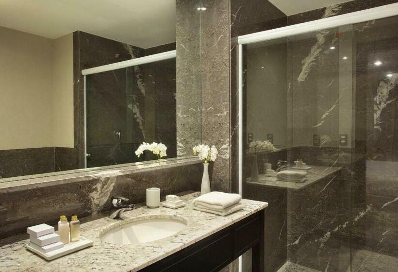 سوییت اجرایی, Windsor California Copacabana