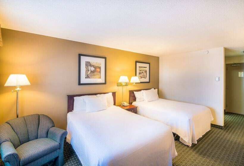 패밀리 스위트, Ramada By Wyndham Thunder Bay Airlane