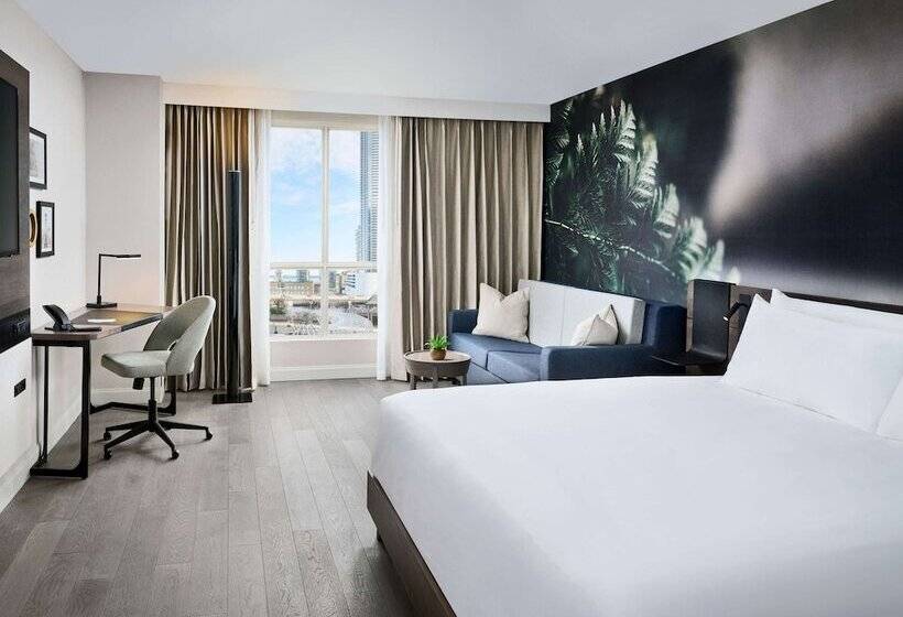 スーペリアールーム, The Novotel Toronto Centre