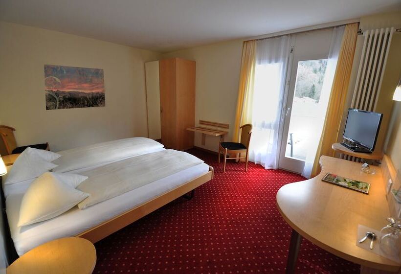 Апартаменты 2 Спальни с Террасой, Hop Apartments & Suites
