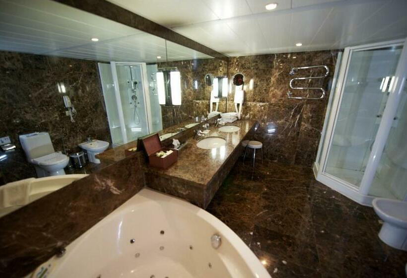 总统套房, Adams Beach Hotel & Spa