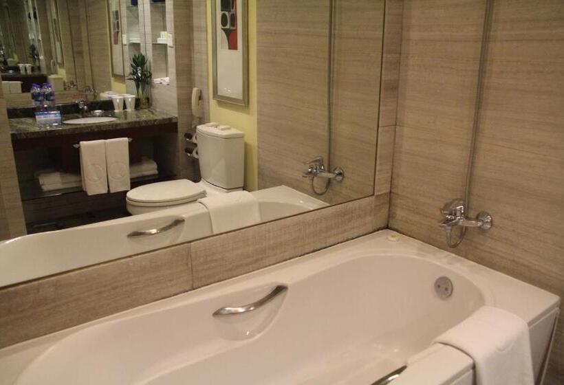 Номер Стандарт Вид на Озеро, Jianguo Hotel Xi An