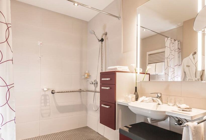 Номер Deluxe, Althoff Hotel Fürstenhof