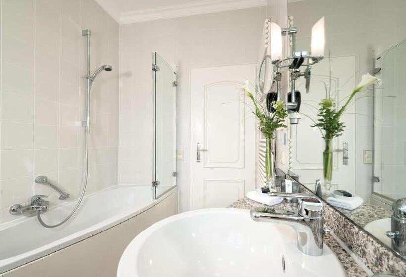 Апартаменты 3 Спальни, Dorint Strandresort & Spa Westerland/sylt