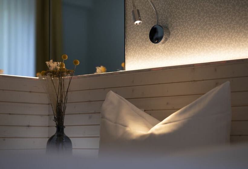 Номер Стандарт Трехместный, Gartenhotel Fettehenne