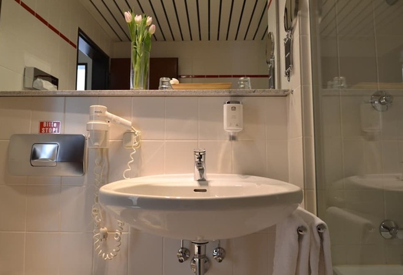 Quarto Comfort, Amedia Siegen, Trademark Collection By Wyndham