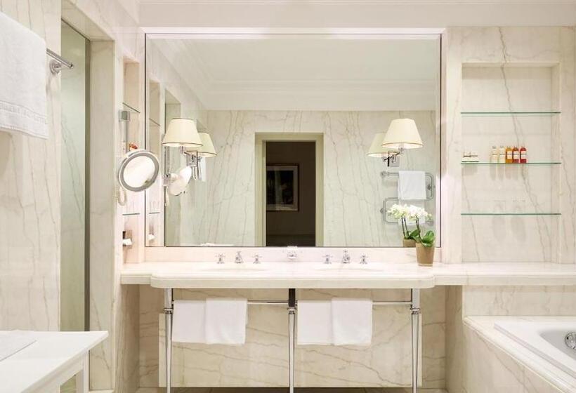 Полулюкс, Brenners Park Hotel & Spa   An Oetker Collection