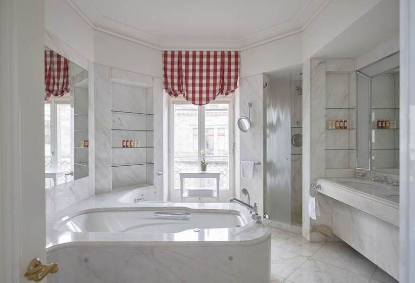 Люкс Премиум, Brenners Park Hotel & Spa   An Oetker Collection