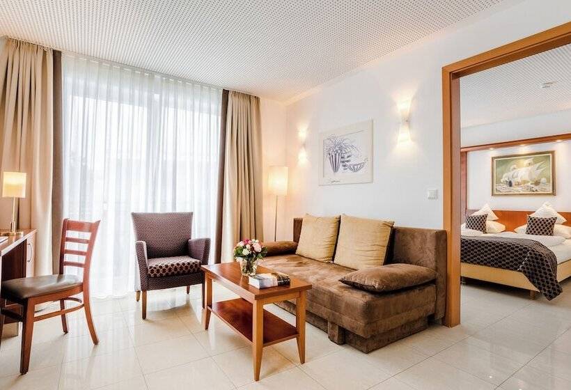 Люкс, Gartenhotel Heusser