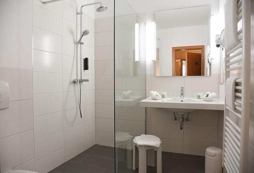 Номер Комфорт, Parkhotel Bad Homburg