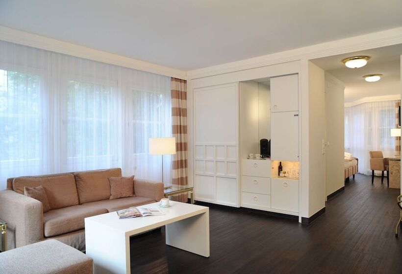 Полулюкс, Relexa Waldhotel Schatten Stuttgart