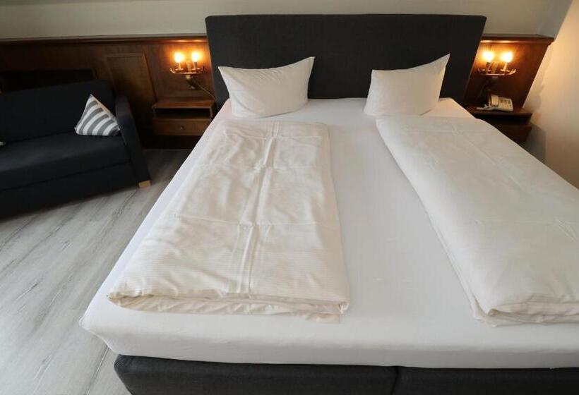 Номер Стандарт, Schwarzwaldhotel Stollen