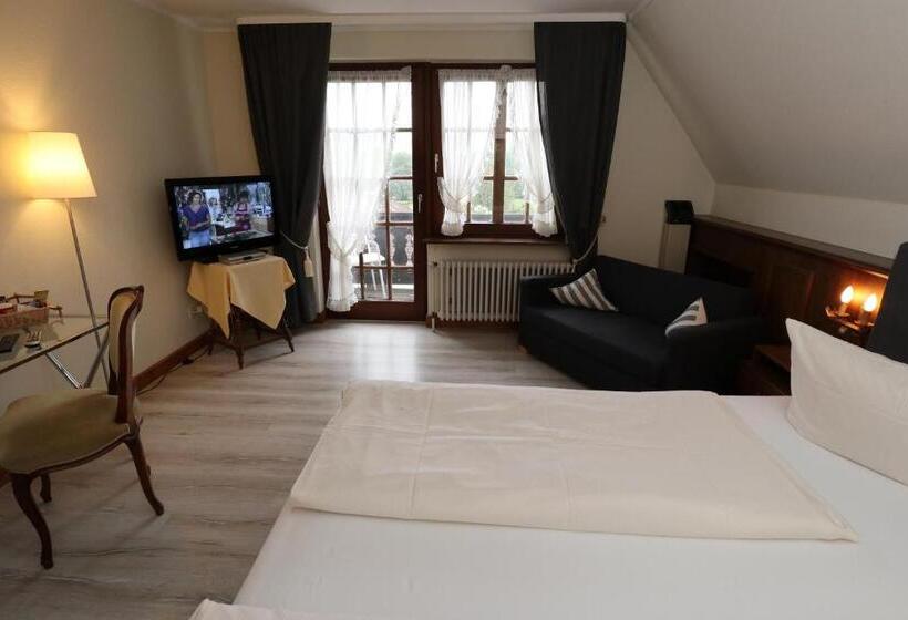 Номер Стандарт Трехместный, Schwarzwaldhotel Stollen