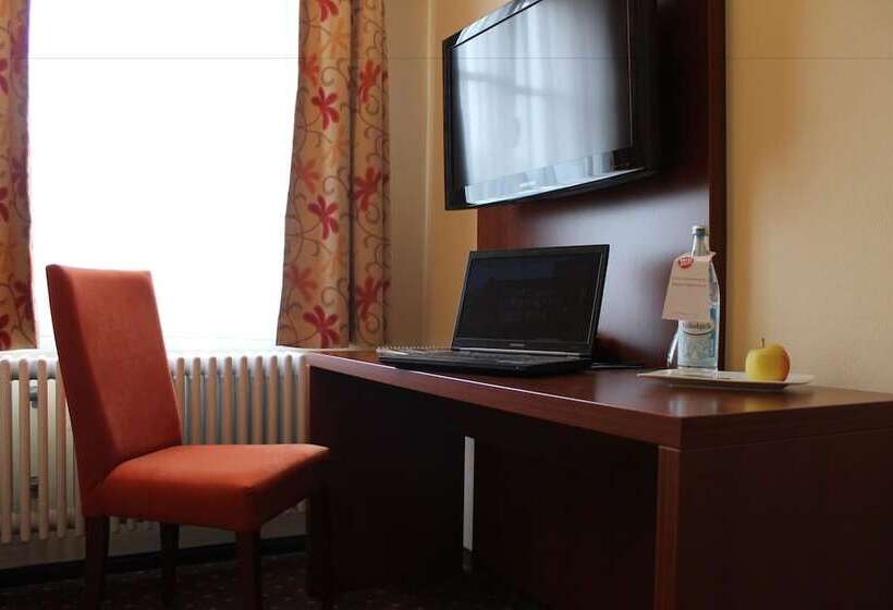 Номер Стандарт Индивидуальный, Stadt Gut Hotel Gasthof Goldener Adler