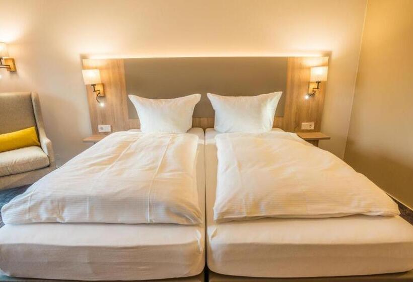 Comfort room with balcony, Waldhotel Eisenberg