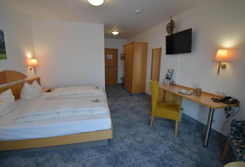Номер Стандарт Трехместный, Akzent Hotel Franziskaner