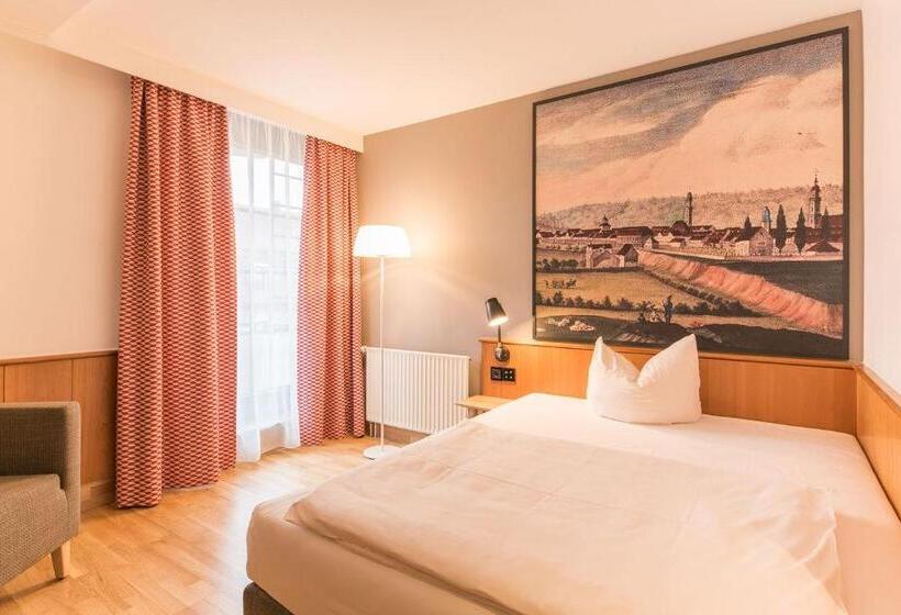 Индивидуальный Номер Классика, Bayerischer Hof