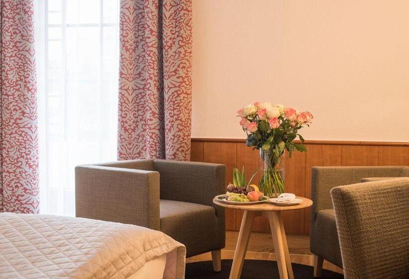 Номер Deluxe, Bayerischer Hof
