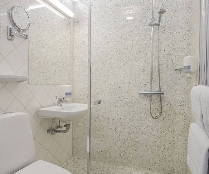 Номер Стандарт, Golf Hotel Viborg
