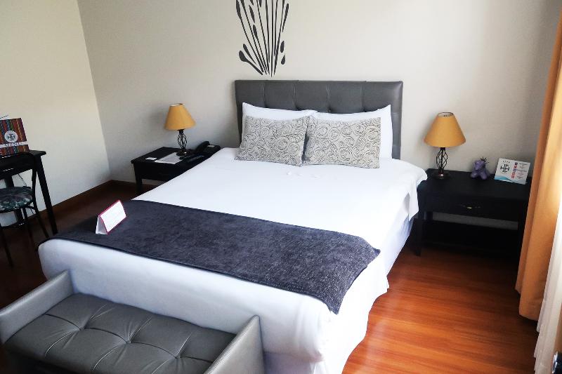 스탠다드 싱글 룸, Embassy Quito