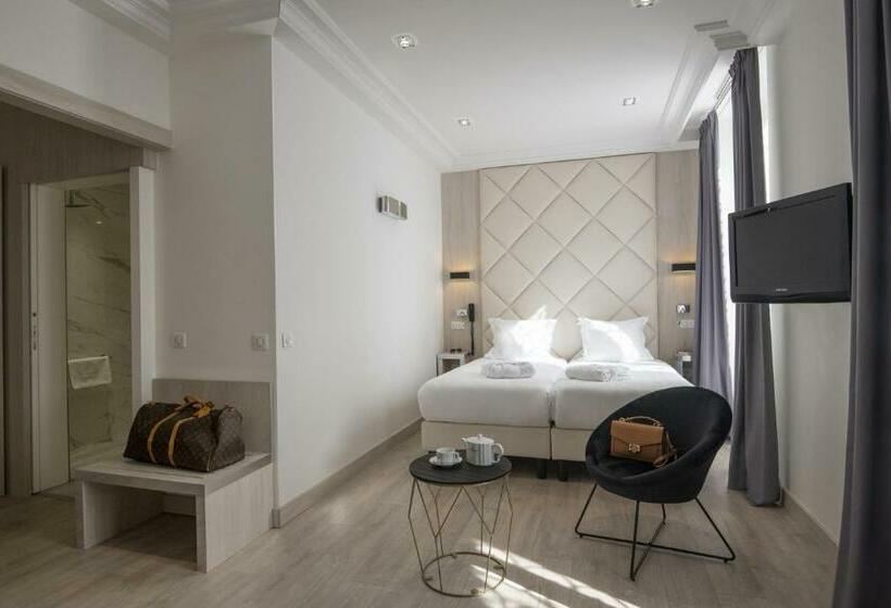 סוויטה, Golden Tulip Cannes Hotel De Paris