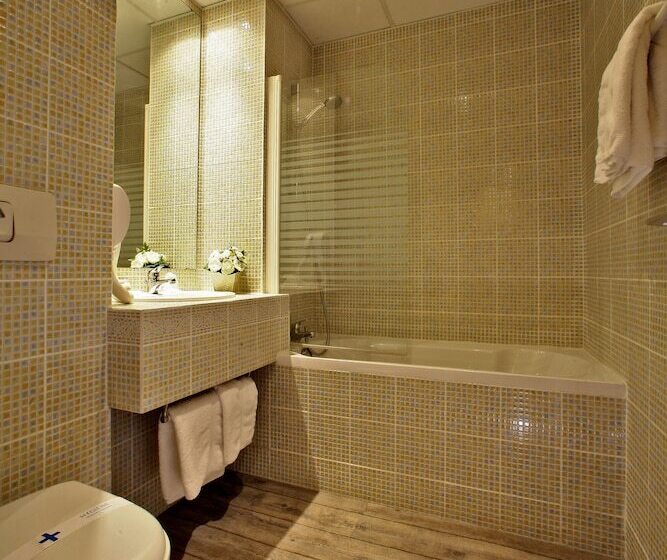 Номер Стандарт, The Originals City, Hôtel De Bordeaux, Bergerac
