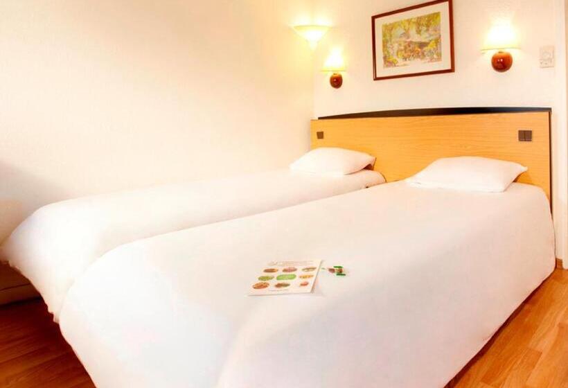 Standard Triple Room, Campanile Charleville Mezieres