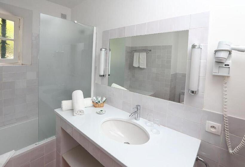 Номер Стандарт с Террасой, Hôtel La Figuière