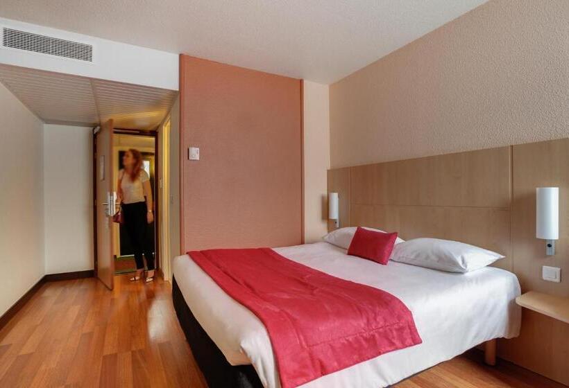 اتاق استاندارد, Ibis Angers Centre Chateau