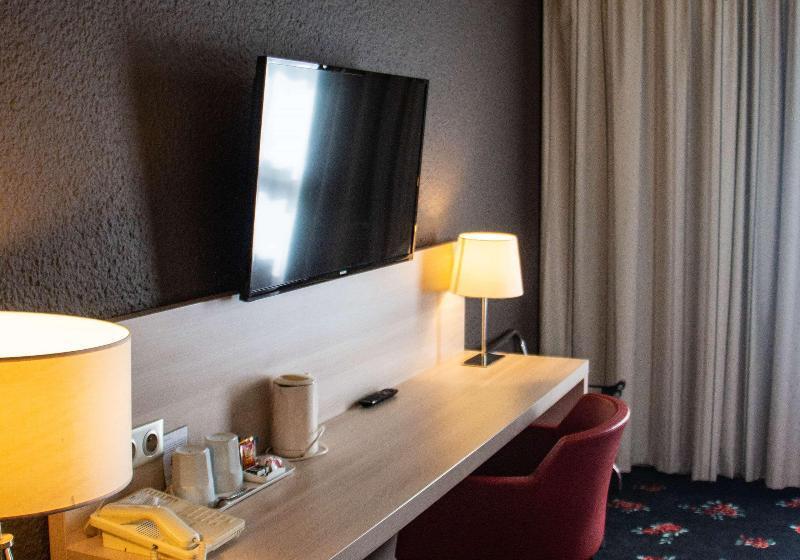 家庭间, Best Western Porte Du Forez