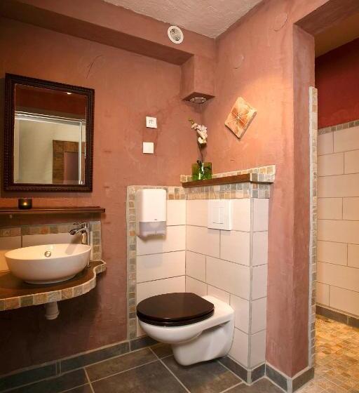 Четырехместный Номер Стандарт, Hôtel Le Belvédère